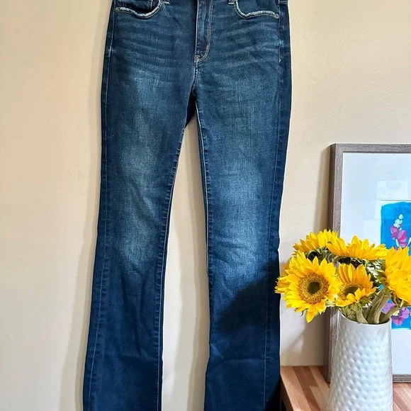 Women's American Eagle Size 2 Blue Jeans - Picture 2 of 8